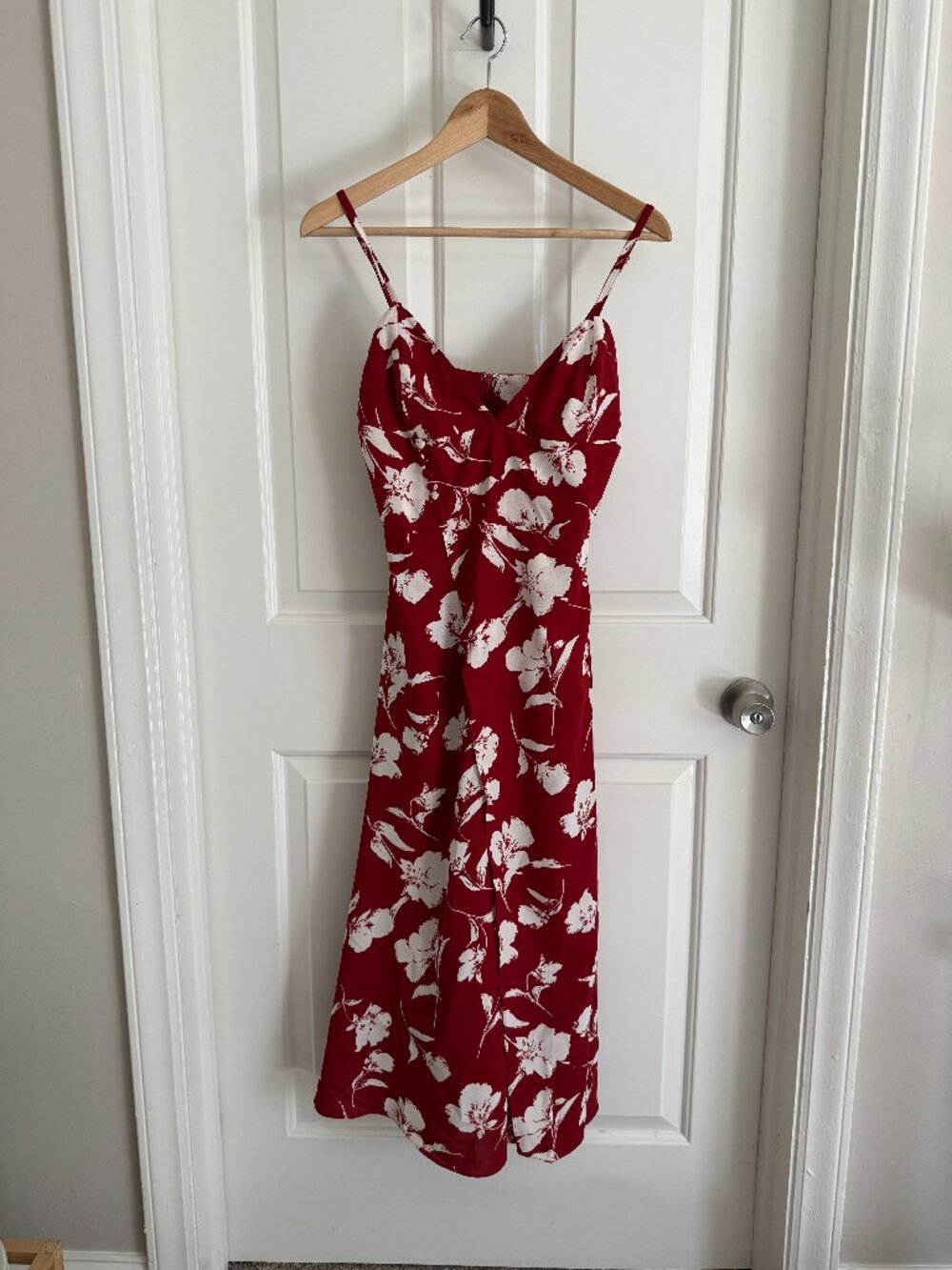 NWT Petite Studio Carly Dress - Red Floral, Size Medium